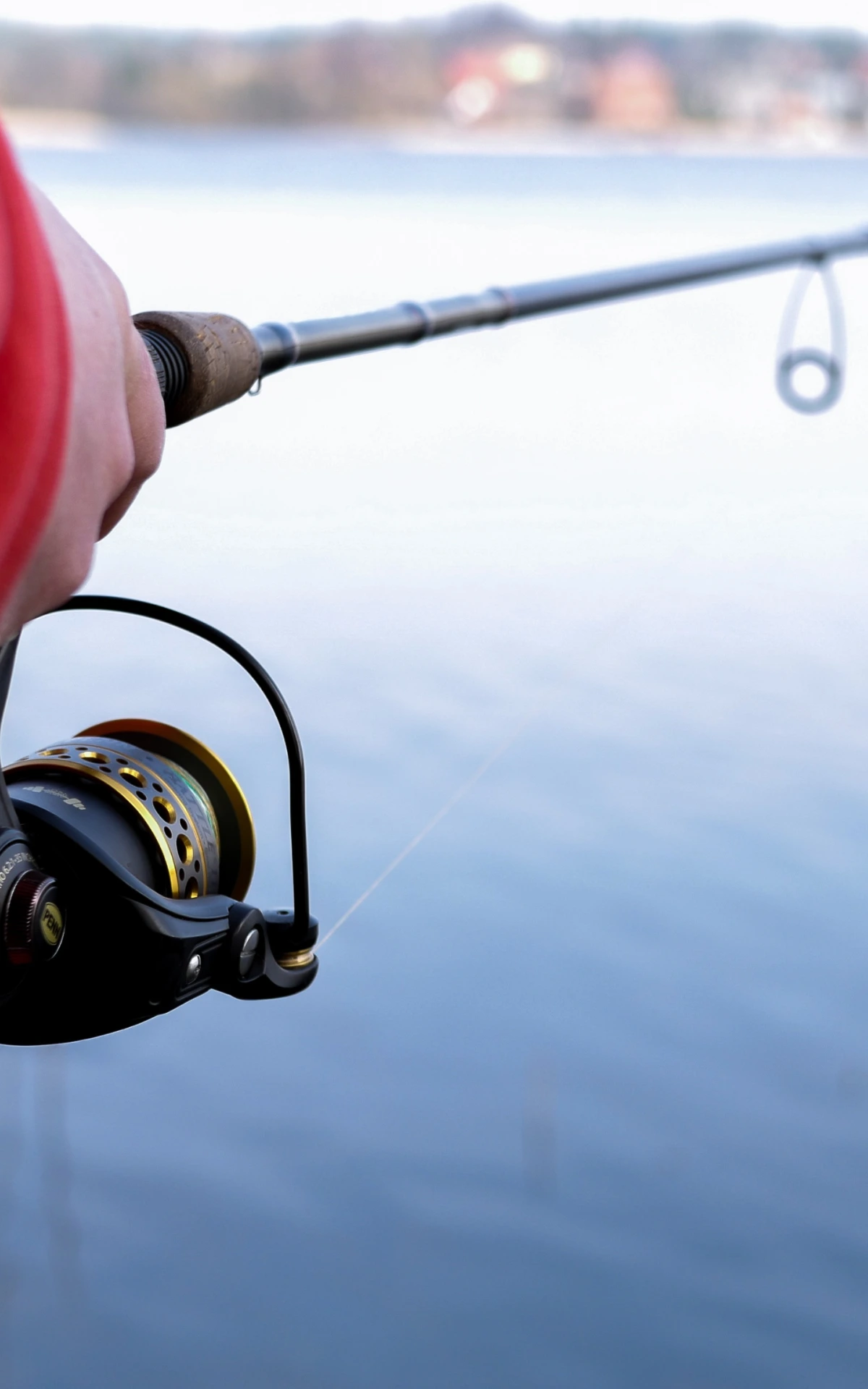 Reach potential customers with the right localized keywords