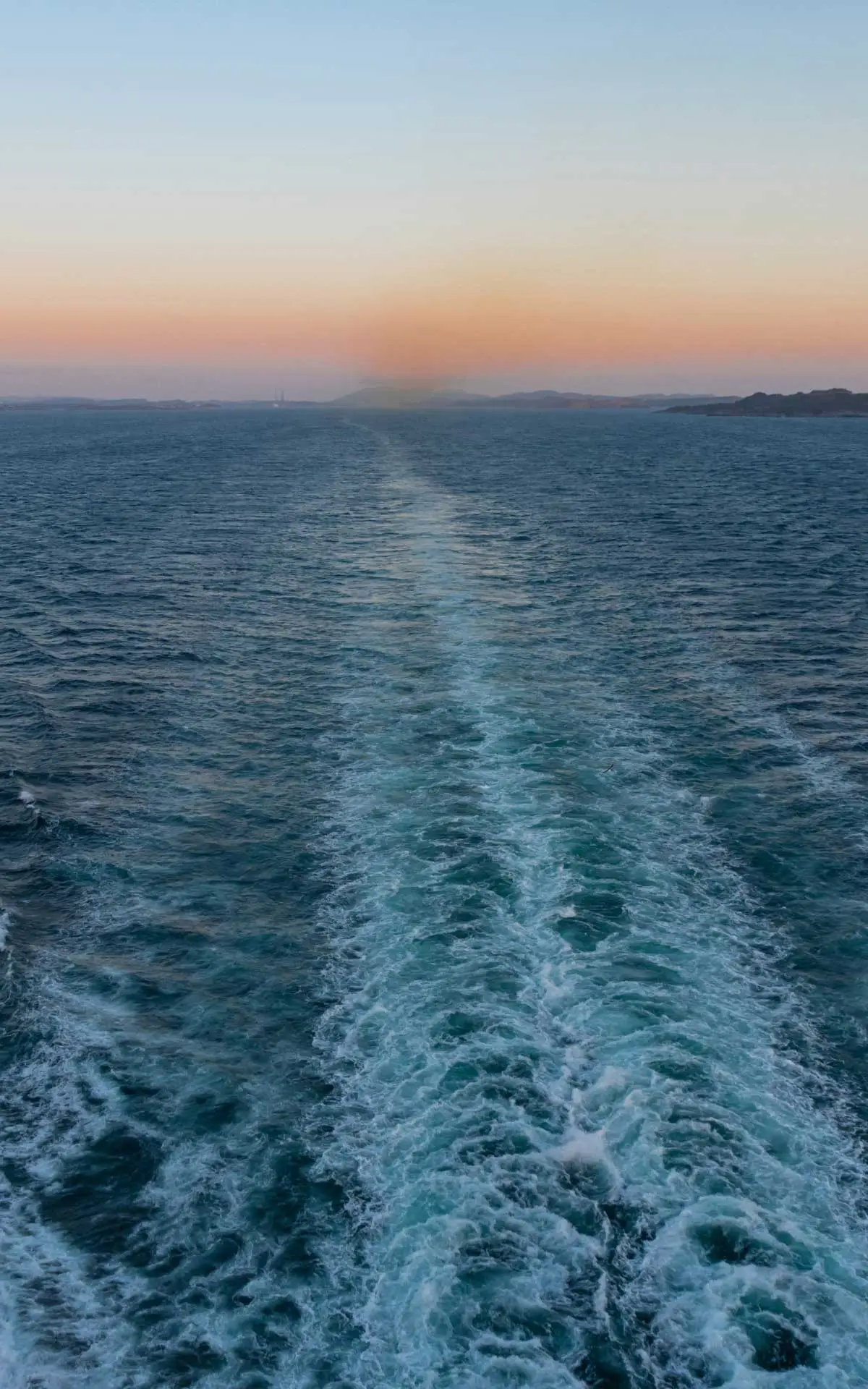 Landing Page Guide: Create One That Converts